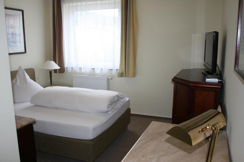 Hotel-Restaurant Stollen Mechernich Room photo